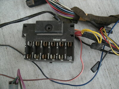 1970 Ply Standard Dash Harness 002.JPG