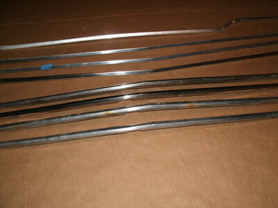 1970 Ply Front Chrome ss trim 014.JPG