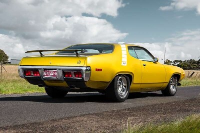 plymouth-road-runner-3.jpg