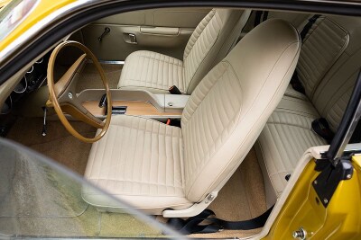 plymouth-road-runner-interior.jpg