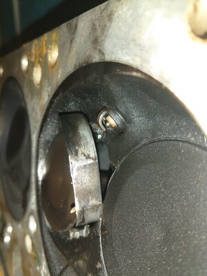 Exh.valve 5_2.jpg Exh.valve 5_2.jpg