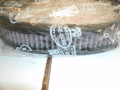 K&N Hemi air filter 002.JPG