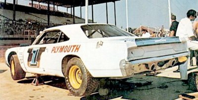 70 Roadrunner dirt car 1973 era NASCAR #1 Roger McClusky.jpg