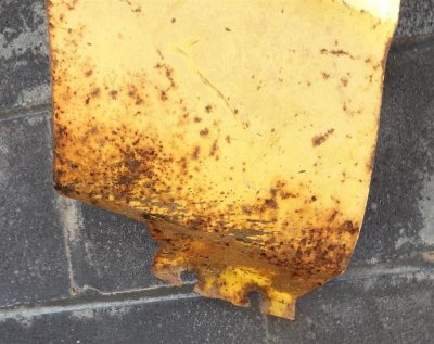 70 fender bottom (Large).jpg