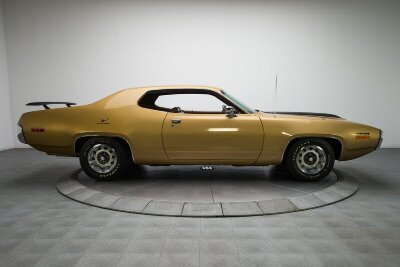 1971-plymouth-road-runner.jpg