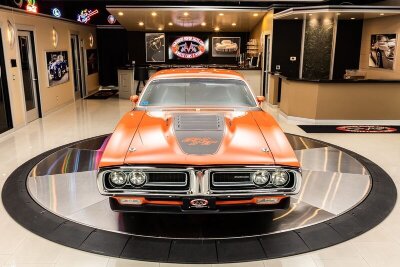 1971-dodge-charger-r-t-is-an-orange-gem-with-numbers-matching-440-v8_5.jpg