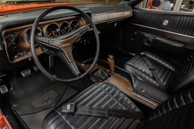 1971-dodge-charger-r-t-is-an-orange-gem-with-numbers-matching-440-v8_14.jpg