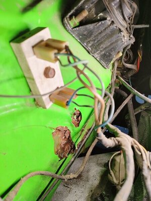 0118221655b_HDR.jpg 0118221655b_HDR.jpg