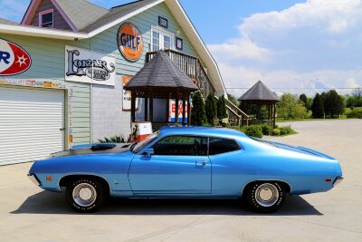 1970-ford-torino-429-cobra-jet.jpg