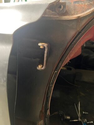 hinges.jpg hinges.jpg