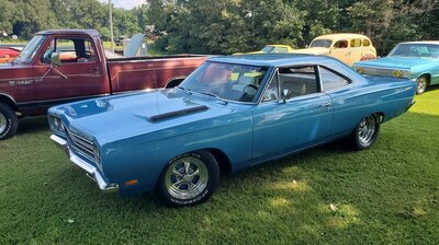 Mopars (83).jpg