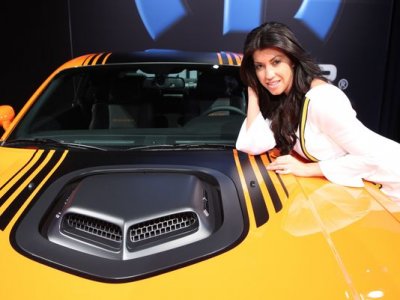 1383774066000-shaker1.JPG