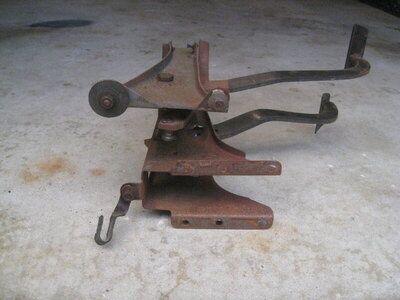 32Brake-Clutch Pedal5.JPG