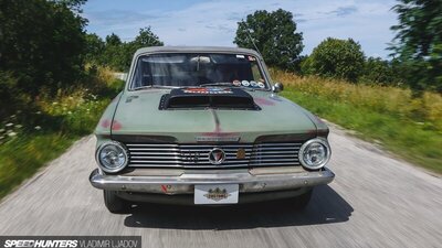 000h 64 Valiant of Mario ‘Berg’ Amberg in Tallinn, Estonia.jpg