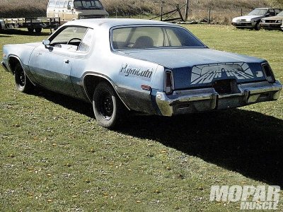 mopp_1002_01_+1975_plymouth_roadrunner+rear_view[2].jpg