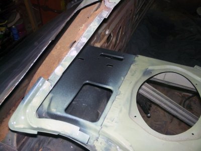 RearWindowCorner_L_01.jpg RearWindowCorner_L_01.jpg