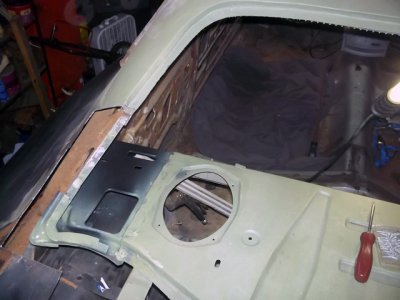 RearWindowCorner_L_03.jpg RearWindowCorner_L_03.jpg