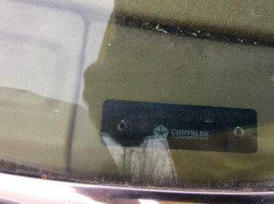 vinplate.JPG vinplate.JPG