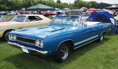 Mopars (403).jpg