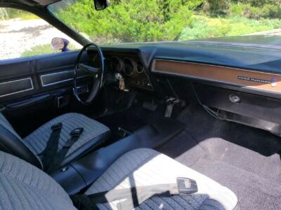 1971-road-runner-440-6-air-grabber-12.jpg