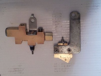 Brake valves 2.jpg Brake valves 2.jpg