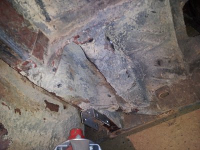 sm_leafspringsupport.jpg sm_leafspringsupport.jpg