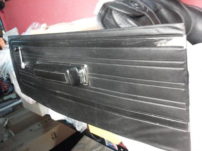 driver side front panel and armrest.jpg driver side front panel and armrest.jpg