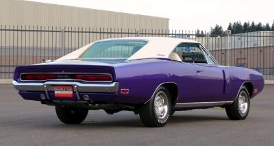 1970-Dodge-Charger-RT-440-Six-Pack-02-640x341.jpg