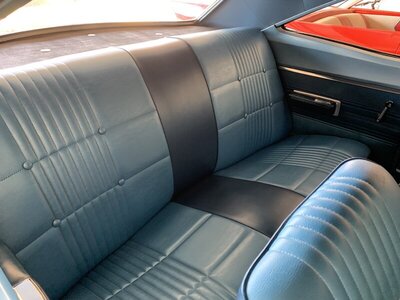 68 Coronet interior rear.jpg
