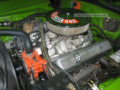 plymouth__road_runner_440ci_performance_72_roadrunner_1972_5_lgw.jpg