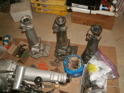 Hemi 4 spd Trans and Parts 019.JPG Hemi 4 spd Trans and Parts 019.JPG