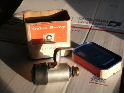 NOS DR1114429 solenoid 005.JPG