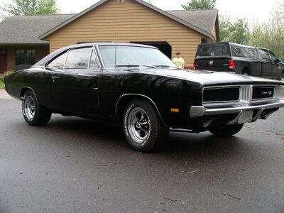 00 hunt2elk 69chrgrRT c.jpg