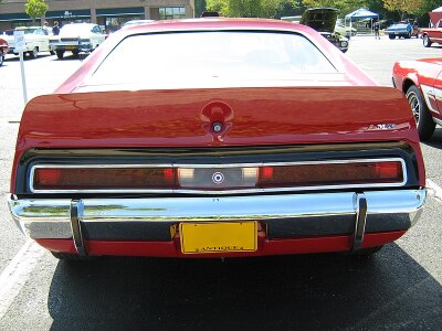 800px-1971_AMC_Javelin_AMX_red_MD_rearend.jpg