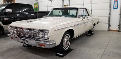 00 dmoore 64 Plymouth Sport Fury 426-S 1st  in class 2020 All Chrysler Nationals Carlisle, PA 01.jpg