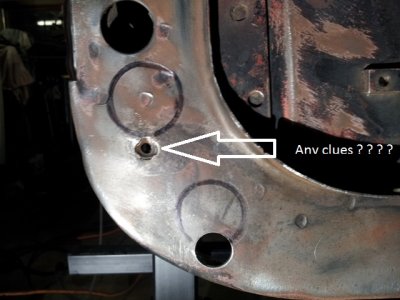 sm_supportholearrow.jpg sm_supportholearrow.jpg