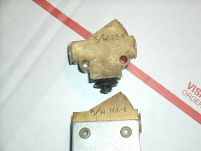 NOS Metering valves Disc Brakes 009.JPG NOS Metering valves Disc Brakes 009.JPG