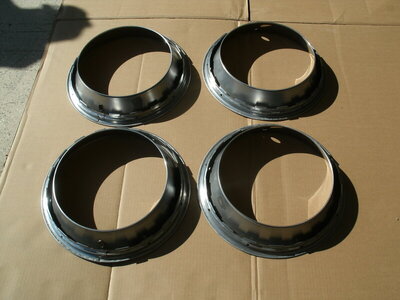 Parts book 1970 trim rings etc 011.JPG