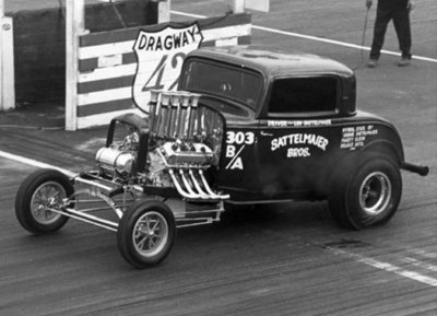 32 Ford 3 window Inj. Altered #2.jpg