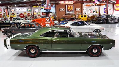 0000 1968 383 Coronet SEVEN82MOTORS 4.jpg