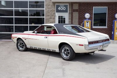 1970-amc-javelin-sst.jpg