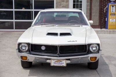 1970-amc-javelin-sst.jpg