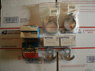 NOS Mopar parts Ex Clamps 001.JPG