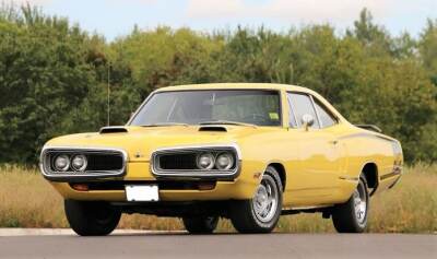 1970-Dodge-Super-Bee-426-main-696x413.jpg