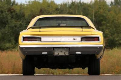 1970-Dodge-Super-Bee-426-rear.jpg