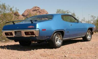 15762_Rear_3-4_Web.jpg