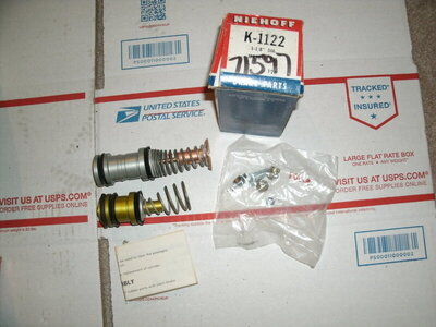 MC rebuild kits 006.JPG