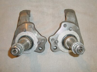 Spindles Shields Mounts Bolts 022 (Small).JPG Spindles Shields Mounts Bolts 022 (Small).JPG