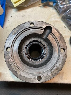 bearing retainer 2 .jpg