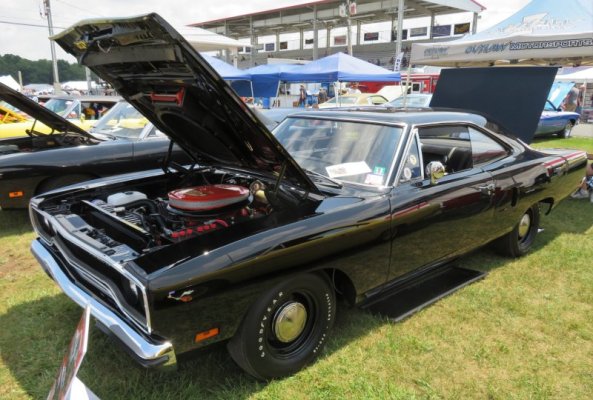 000 70 Hemi rr 1.jpg